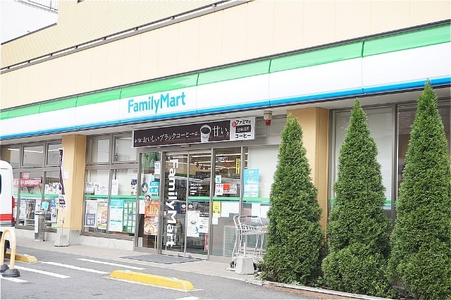 コンビニ　ファミリーマート練馬高松一丁目店（コンビニ）まで504m