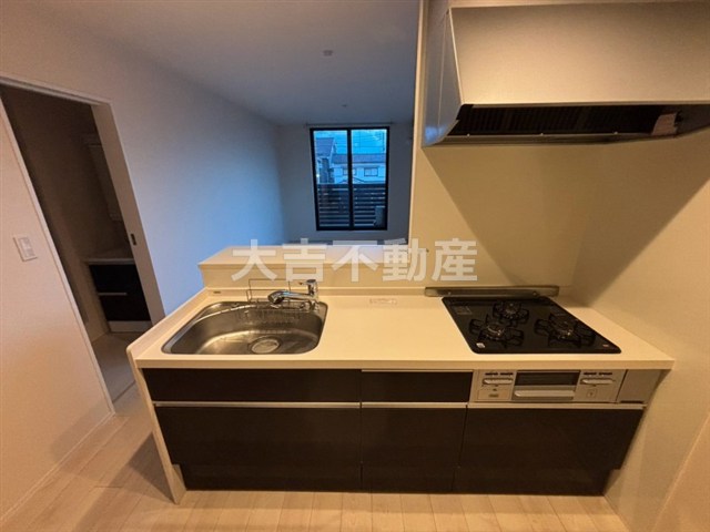 キッチン　※別部屋の写真です