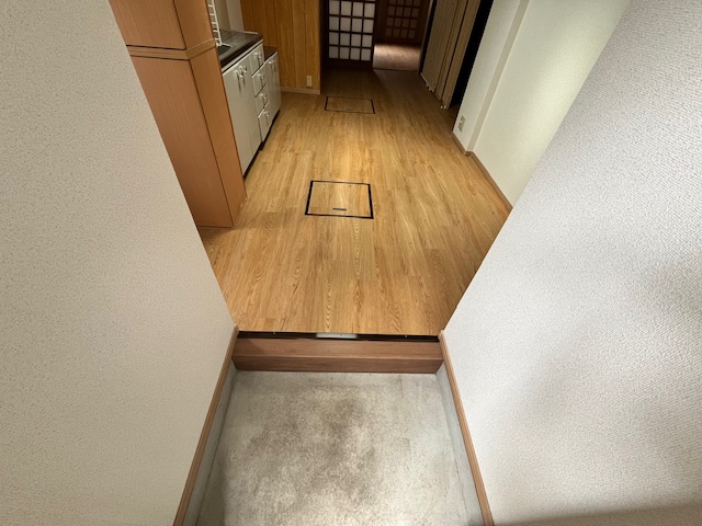 鷹峯黒門町貸家の玄関写真