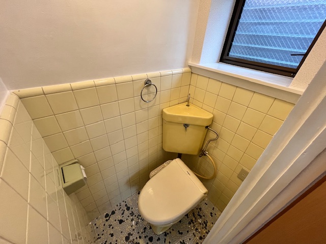鷹峯黒門町貸家のトイレ写真