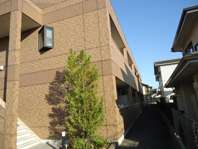 その他共有部分　外観写真（昼）