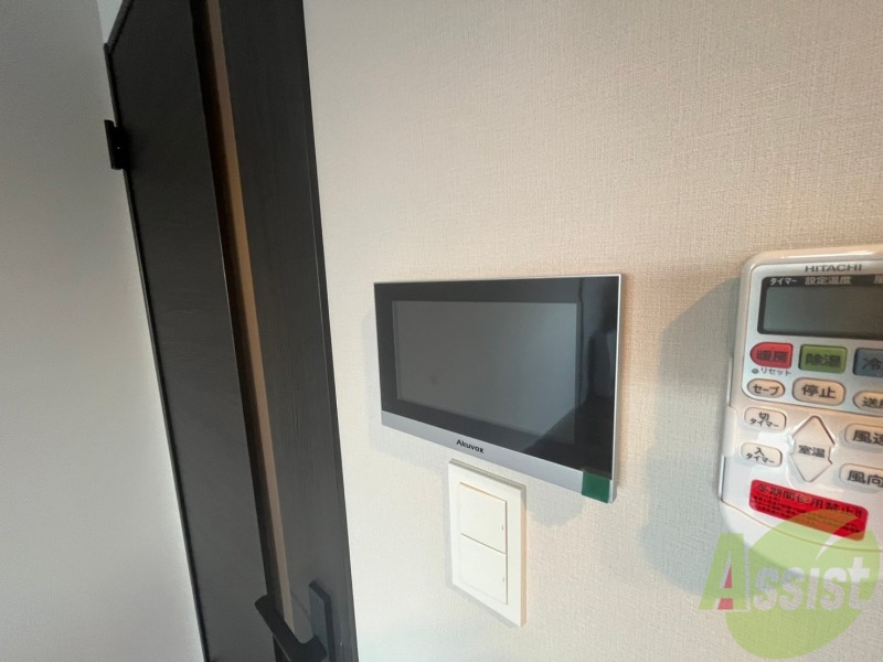 セキュリティ　ＴＶモニター付インターホンです。来客者の顔が見えるので安心！