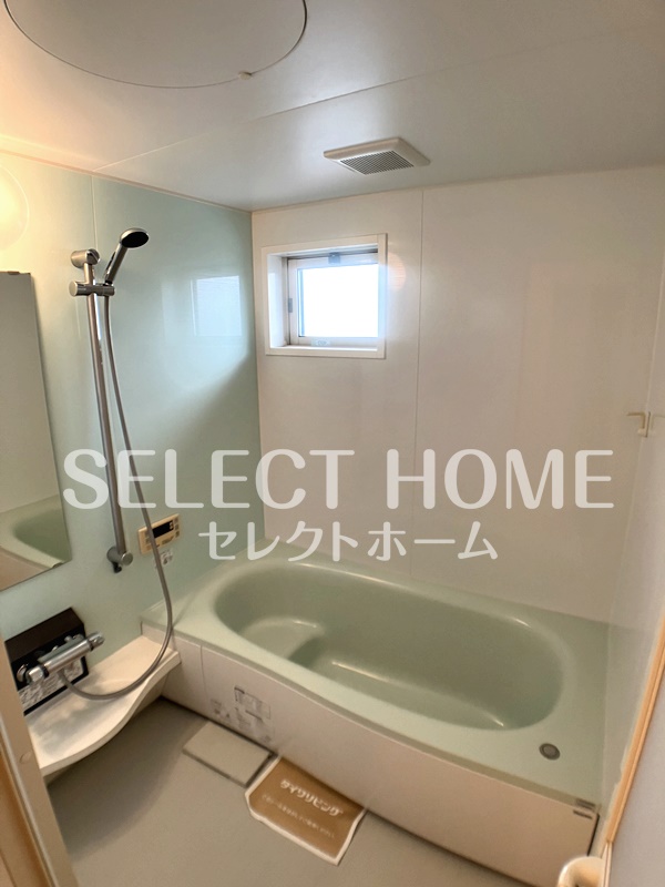 バス・シャワールーム　清潔感のあるトイレです 同型タイプ