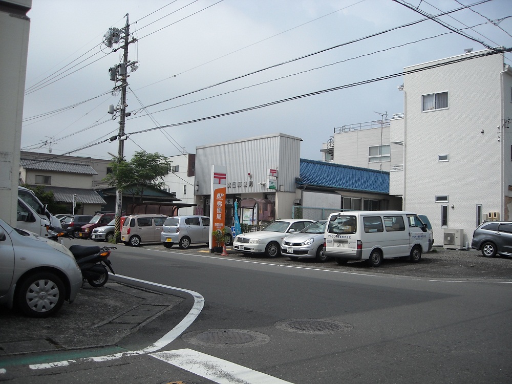 【静岡市駿河区広野のマンションの郵便局】