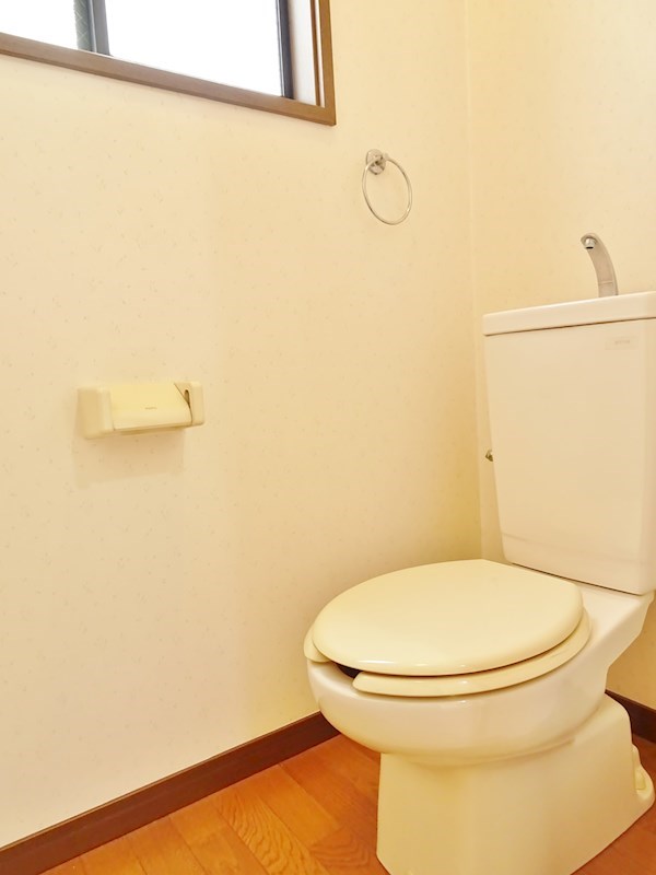 高下ハイツのトイレ写真