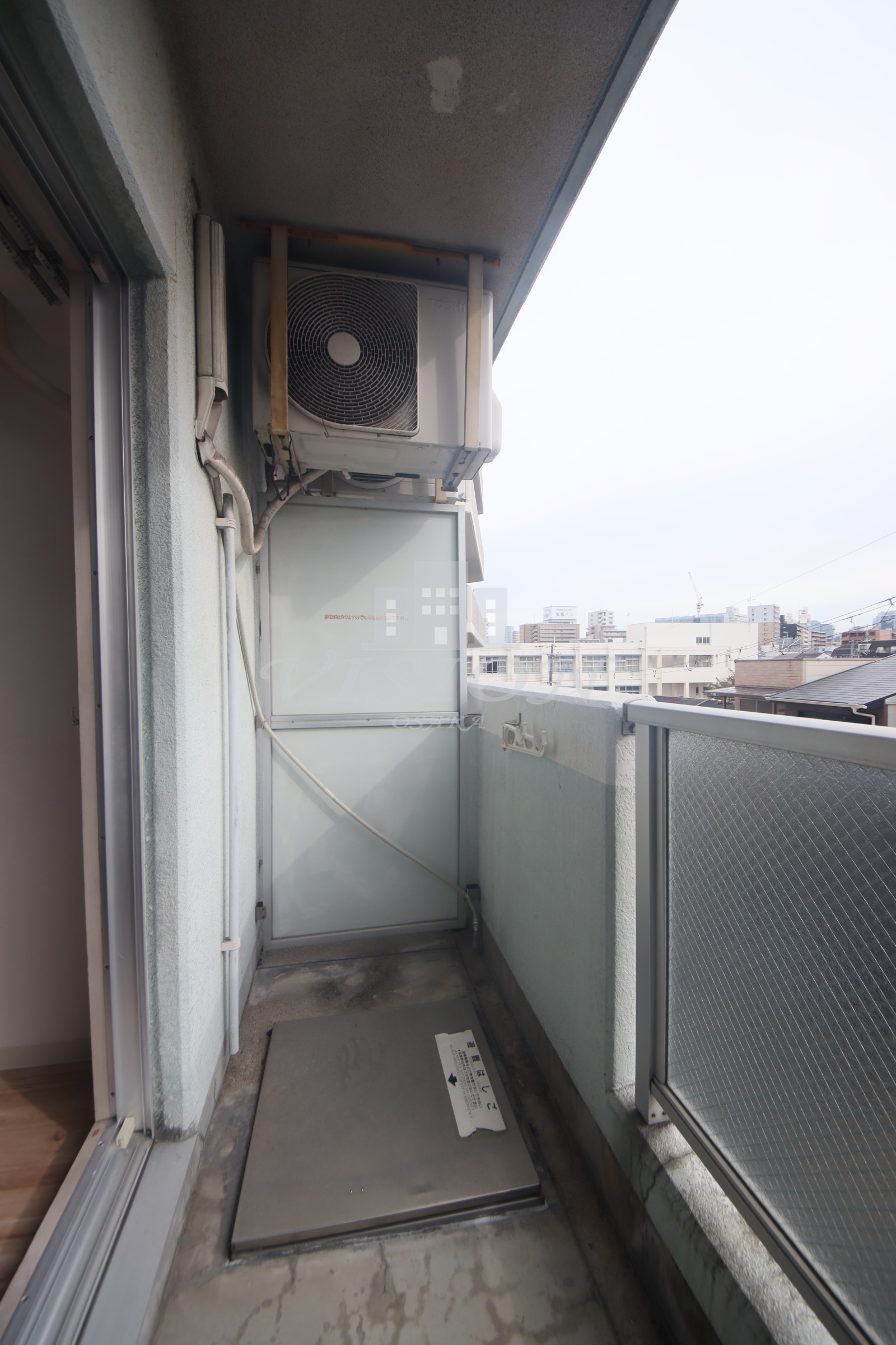 阪急神戸線 十三駅 徒歩6分 6階建 築33年の内装写真