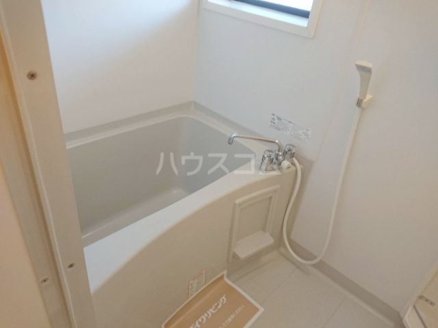 【富士市石坂のアパートのバス・シャワールーム】