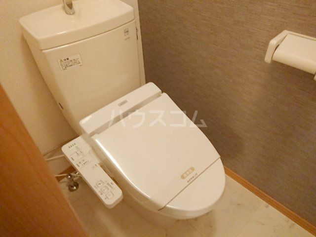 【富士市石坂のアパートのトイレ】