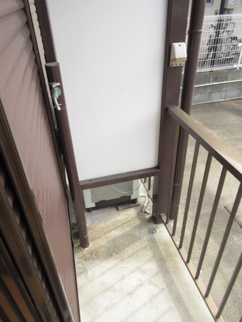 バルコニー　南向き日当たり良好