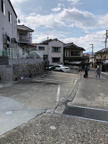 その他　駐車場近隣探してください