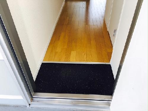 玄関　設備・使用は号室により異なる為、現況を優先致します。