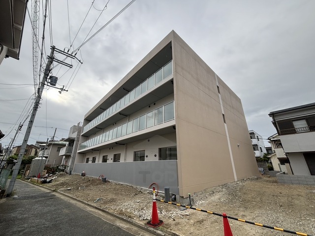 カルム西野の建物外観