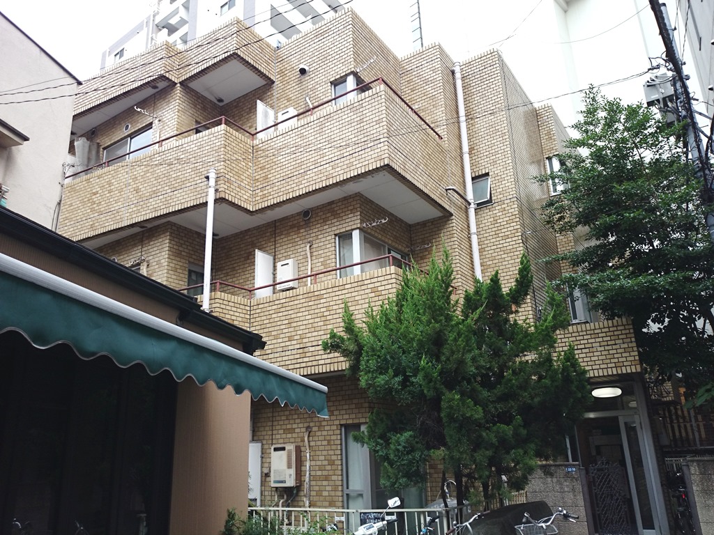 渋谷区恵比寿のマンションの建物外観