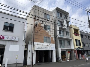 サンドリアビルの建物外観