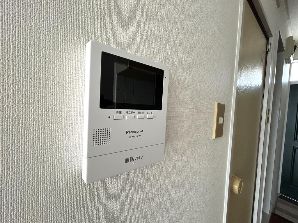 セキュリティ　モニター付きインターホン