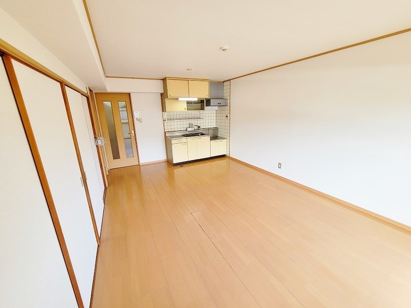 居室・リビング　★LDK13帖★