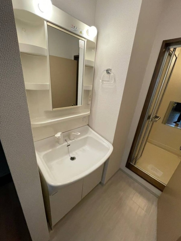 洗面設備　角部屋参考