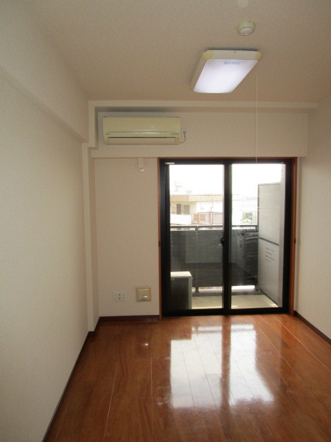 CASA AL MAREの居間写真