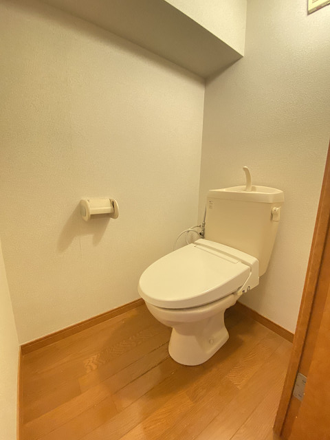 トイレ　清潔感のあるトイレです
