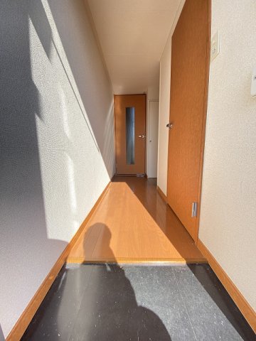 玄関　落ち着いた玄関です