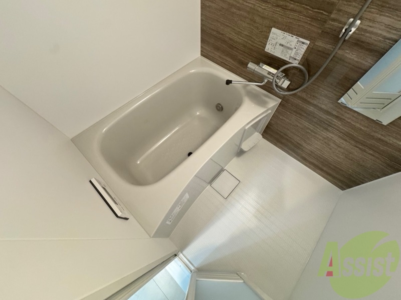 バス・シャワールーム　お風呂になります。一日の疲れを癒してくださいね。