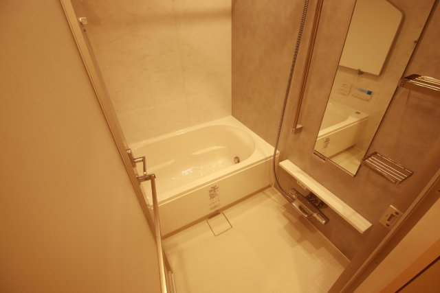 バス・シャワールーム　※別号室の参考写真です※