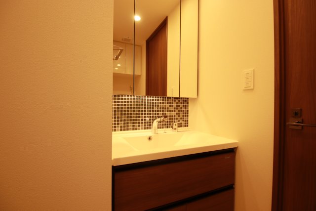 洗面設備　※別号室の参考写真です※