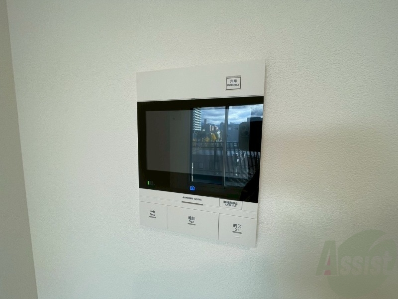 セキュリティ　ＴＶモニター付インターホンです。来客者の顔が見えるので安心！