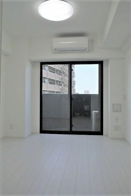 居室・リビング　内観