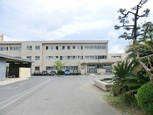 中学校　茅ヶ崎市立第一中学校（中学校）まで500m