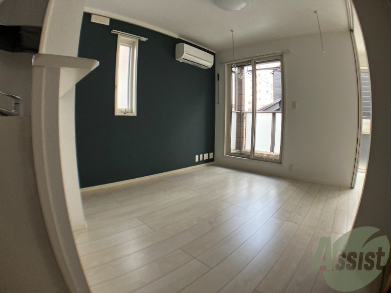 居室・リビング　きれいなＬＤＫが広がっていて居心地が良さそうですね。