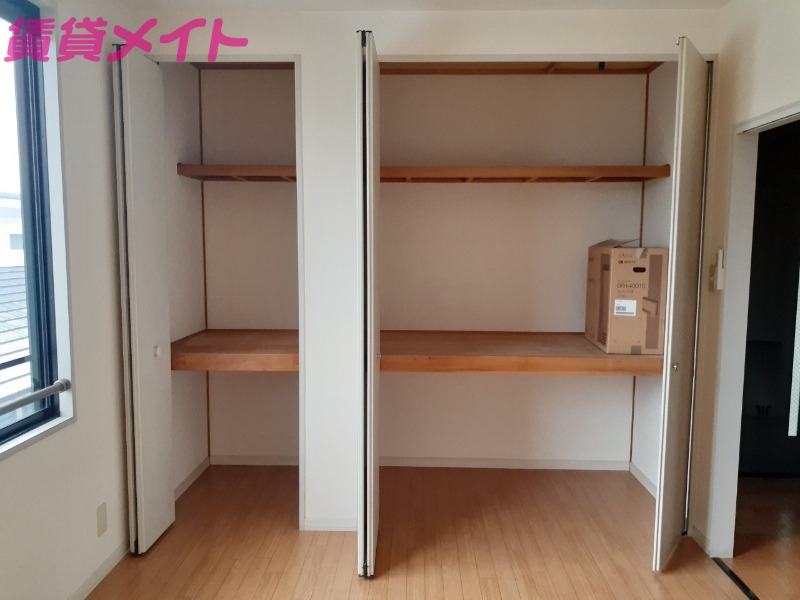 収納　別部屋同タイプ