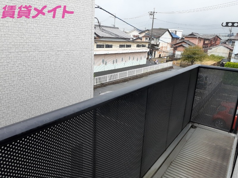 バルコニー　別部屋同タイプ