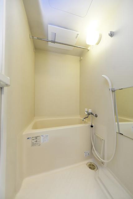 バス・シャワールーム　バス・シャワールーム