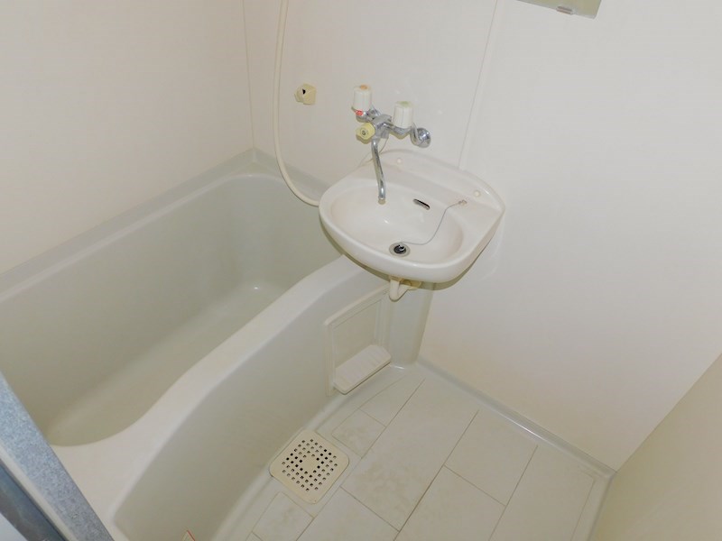 バス・シャワールーム　浴室