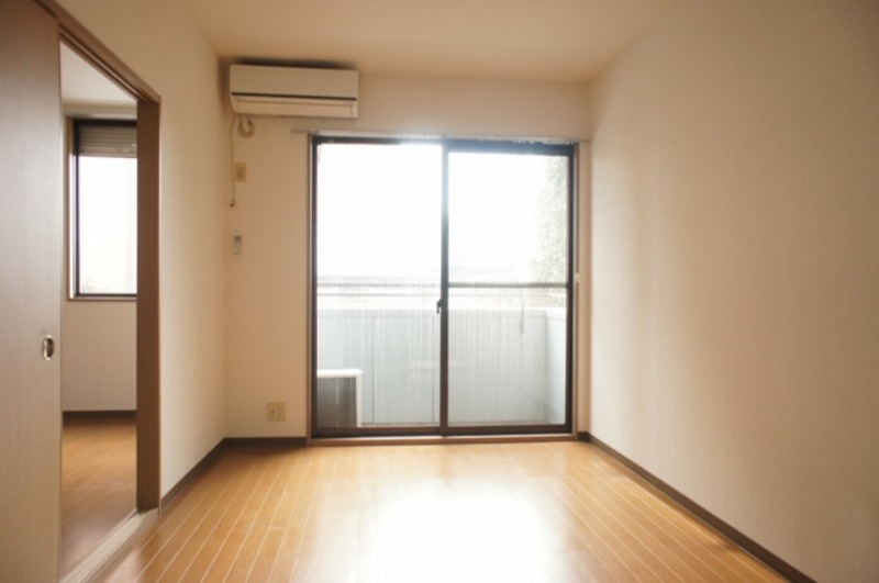 居室・リビング　図面と現状に相違がある場合には現状を優先