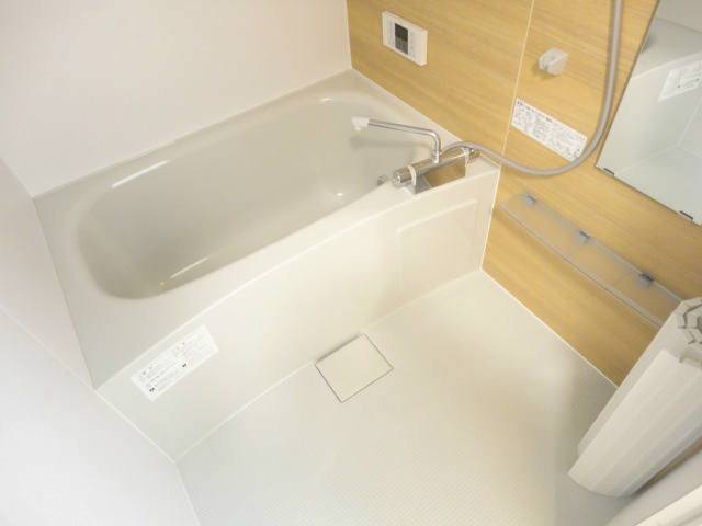 バス・シャワールーム　ホテルの様な浴室でゆっくり疲れをとってください＾＾