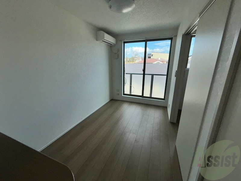 居室・リビング　ＬＤＫはコンパクトで落ち着いた雰囲気です。