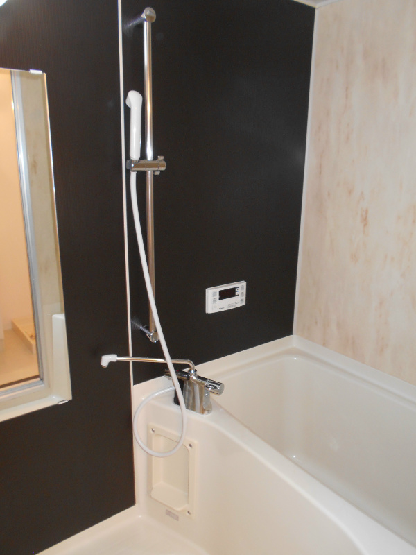 バス・シャワールーム　改装中