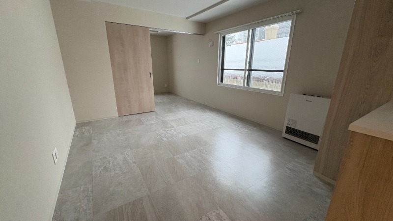 居室・リビング　広々リビング