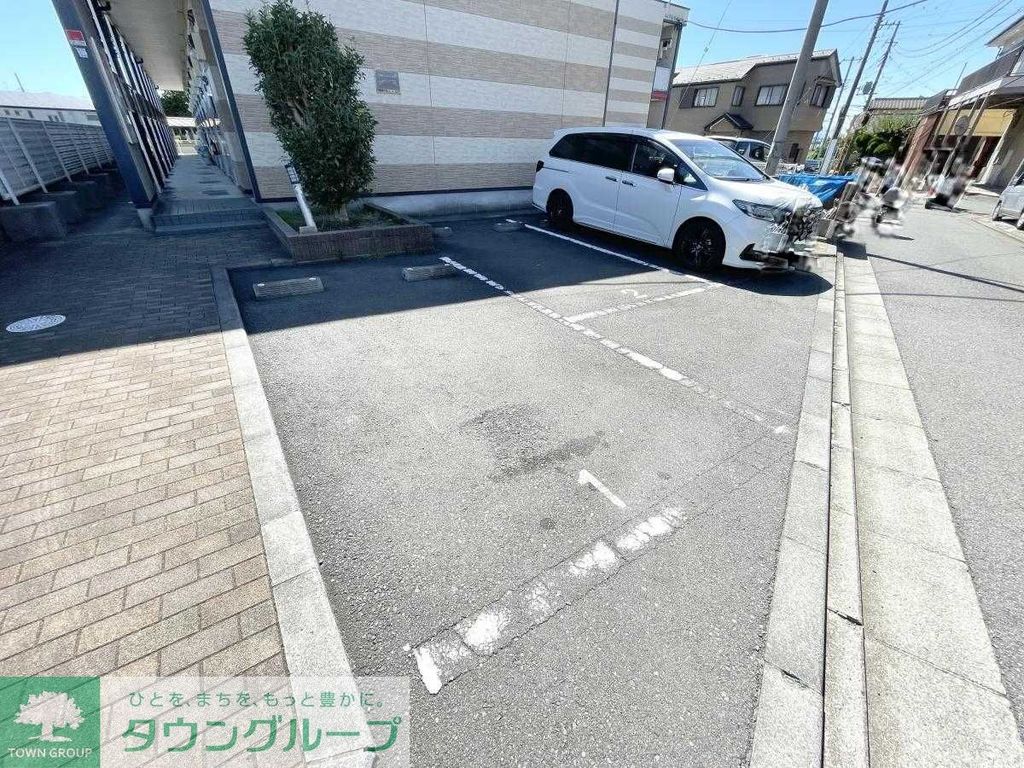 駐車場　駐車場