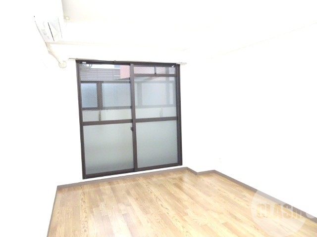 居室・リビング　明るいお部屋です♪