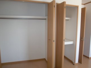 収納　クローゼット