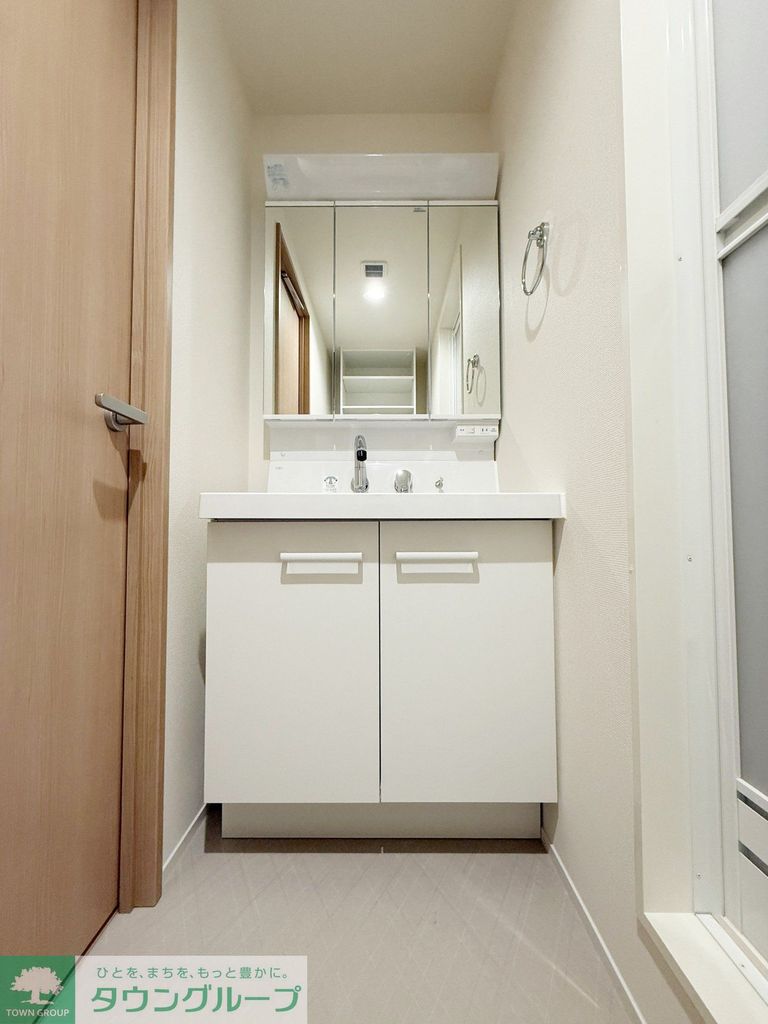 洗面設備　収納