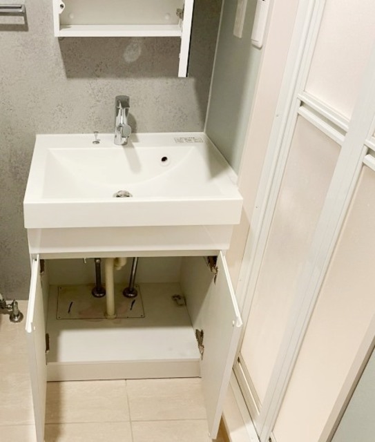 洗面設備　同仕様参考写真