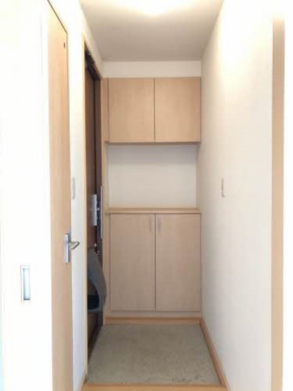 玄関　他号室のお写真です