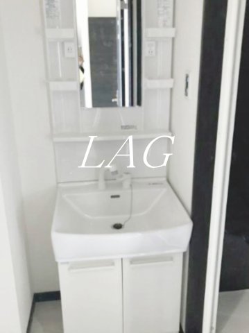 洗面設備　洗面台です。