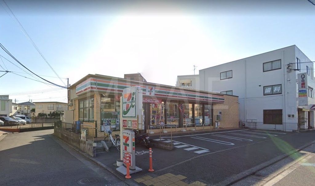 コンビニ　セブンイレブン茅ヶ崎南湖店（コンビニ）まで710m