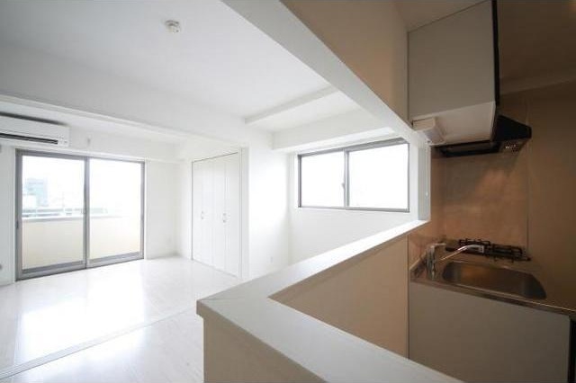 居室・リビング　☆明るい居室☆