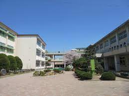 小学校　倉敷市立万寿小学校（小学校）まで1433m